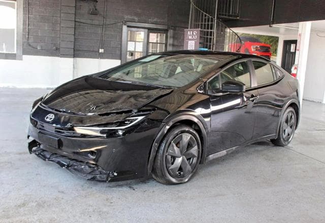 2026 TOYOTA PRIUS LE 2