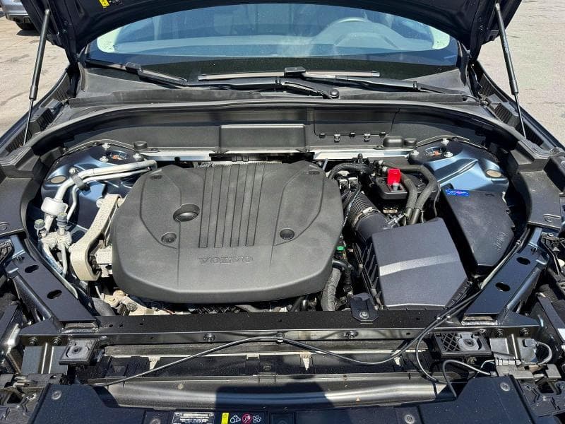 2023 VOLVO XC60 CORE 7