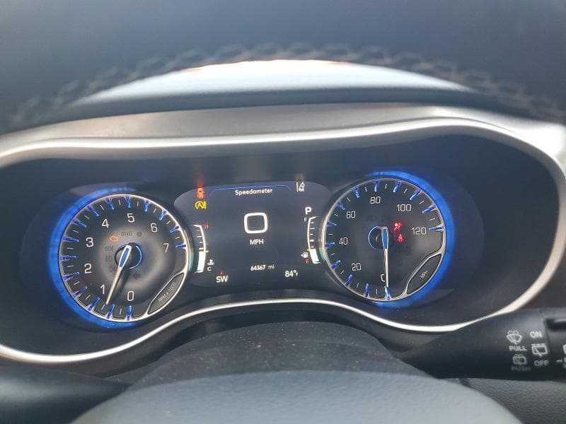 2023 CHRYSLER PACIFICA TOURING L 9