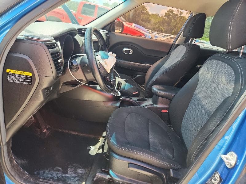 2019 KIA SOUL + 7