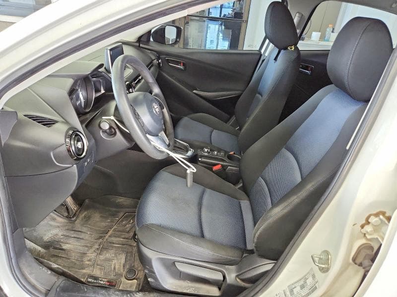 2017 TOYOTA YARIS 7