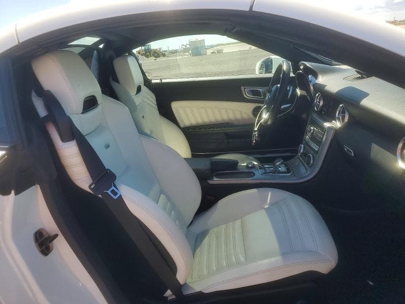 2018 MERCEDES-BENZ SLC 300 10