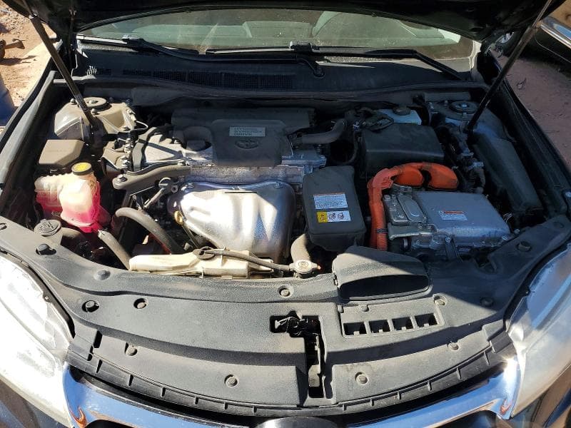 2017 TOYOTA CAMRY HYBRID XLE 11