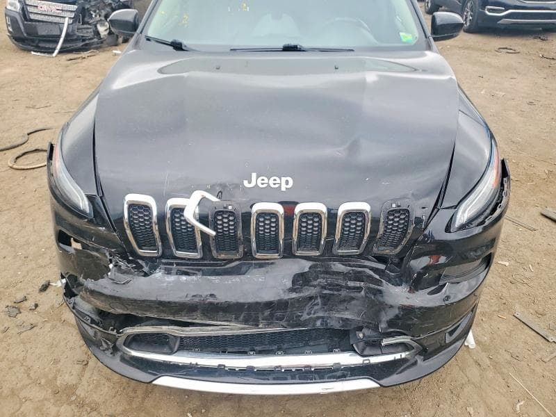2018 JEEP CHEROKEE OVERLAND 12