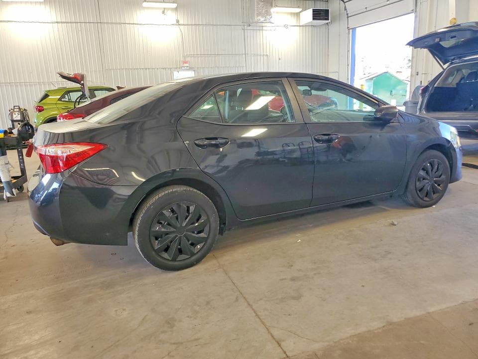 2017 TOYOTA COROLLA LE 3