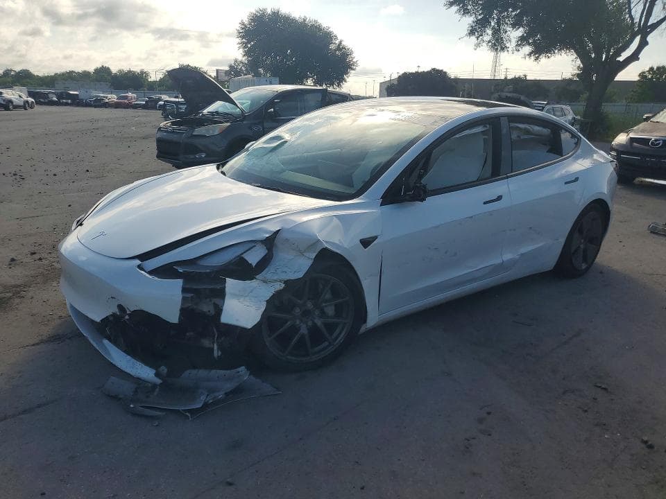 2023 TESLA MODEL 3 - 1