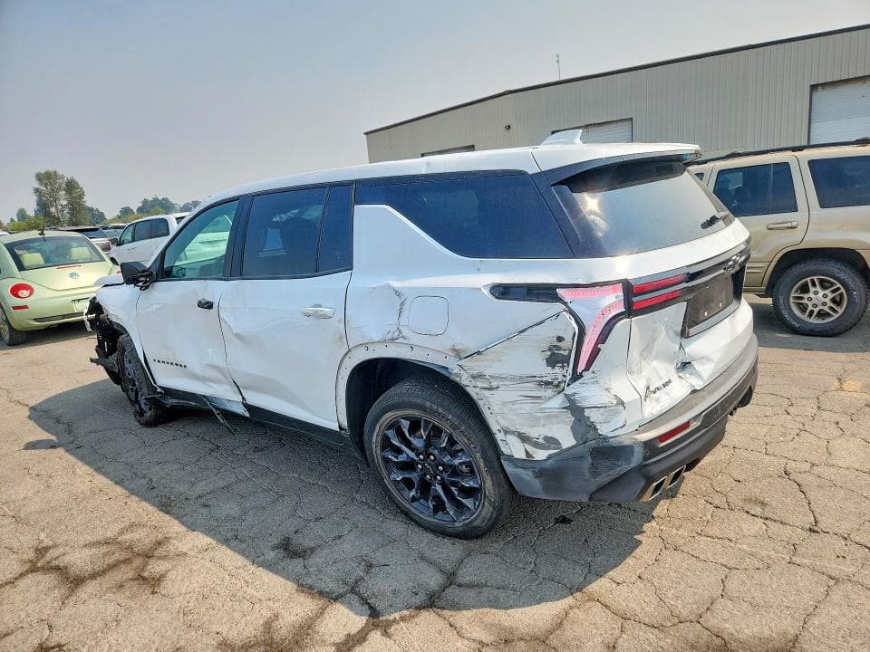 2024 CHEVROLET TRAVERSE LS 2