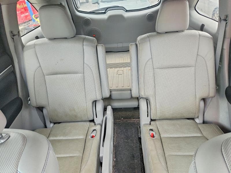 2017 TOYOTA HIGHLANDER HYBRID LIMITED PLATINUM 10