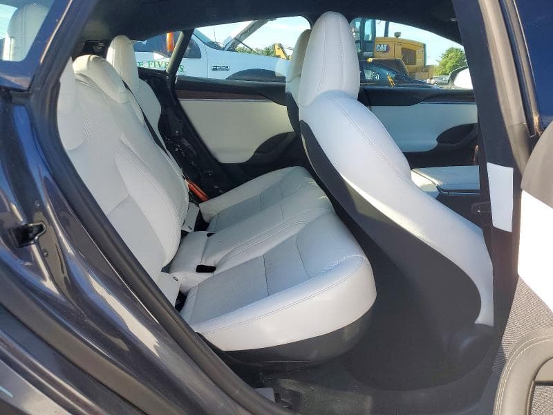 2021 TESLA MODEL S 10