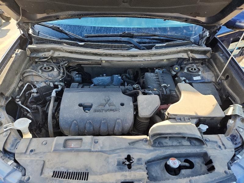 2019 MITSUBISHI OUTLANDER SE 12