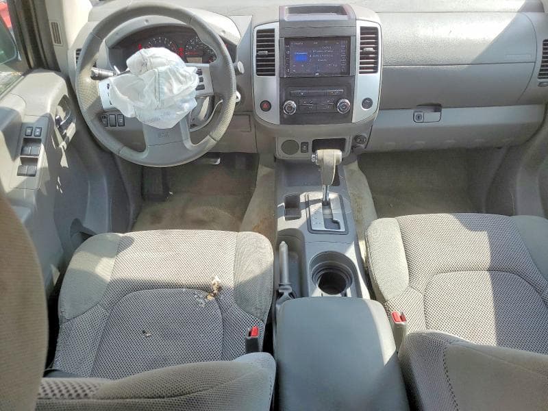 2017 NISSAN FRONTIER SV 8