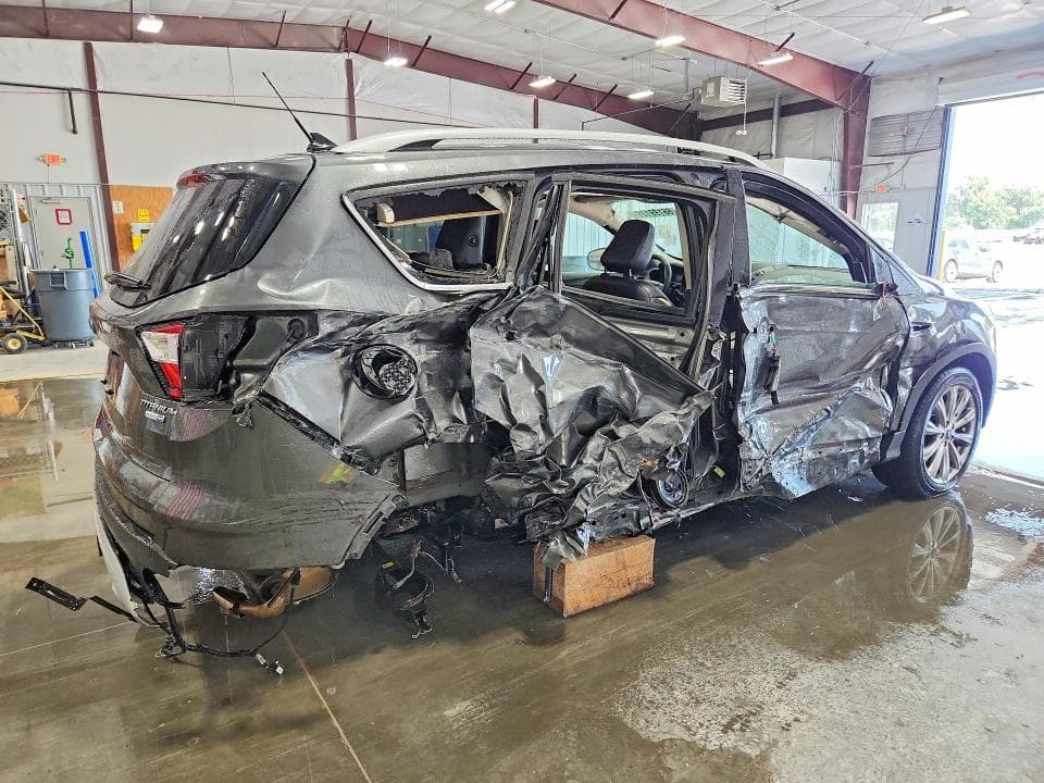 2018 FORD ESCAPE TITANIUM 3