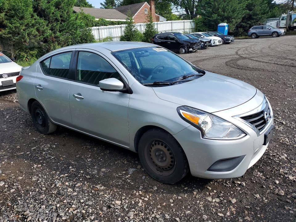 2018 NISSAN VERSA SV 4