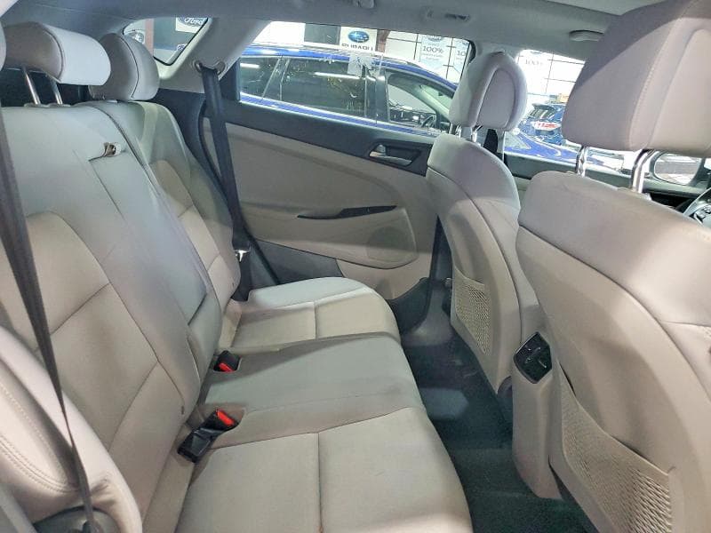 2018 HYUNDAI TUCSON VALUE 11