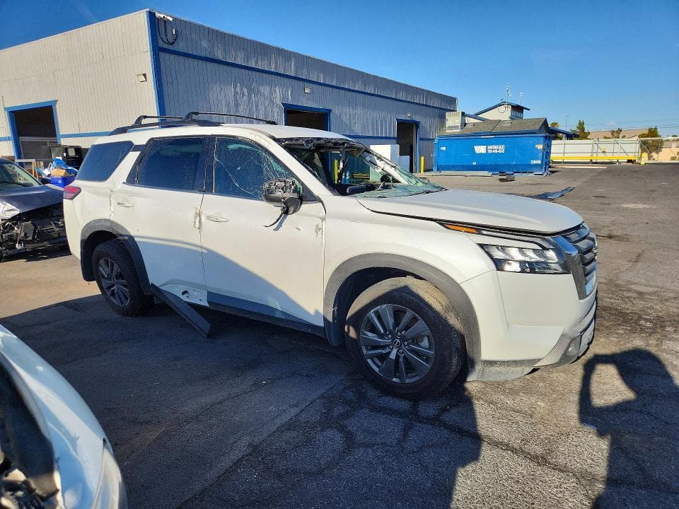 2025 NISSAN PATHFINDER SV 4
