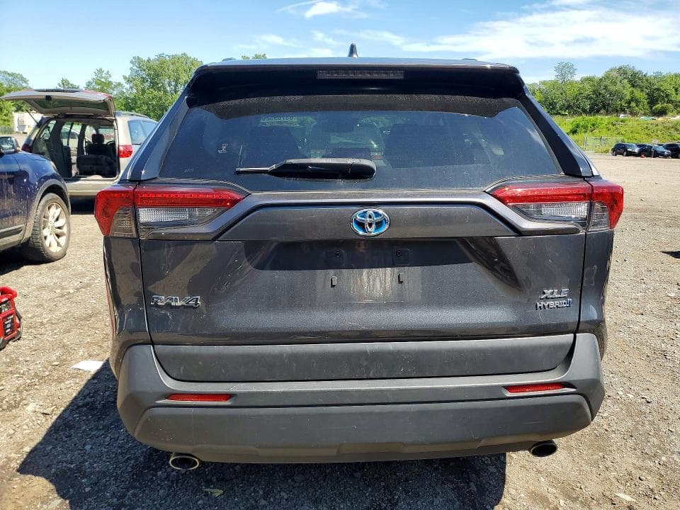 2019 TOYOTA RAV4 HYBRID XLE 6