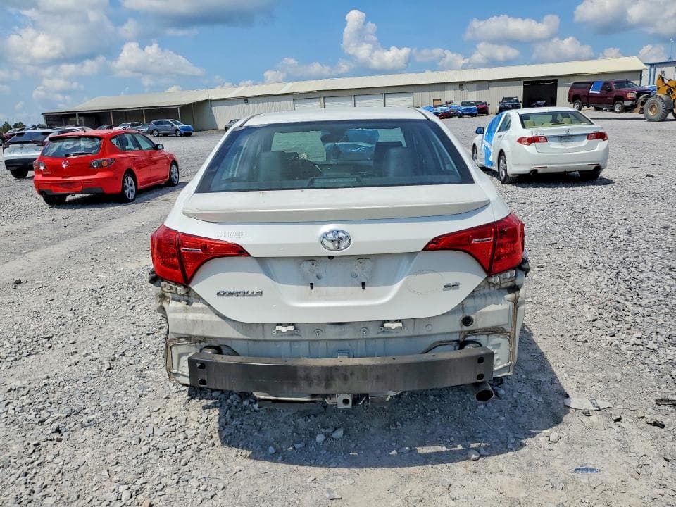 2018 TOYOTA COROLLA SE 6