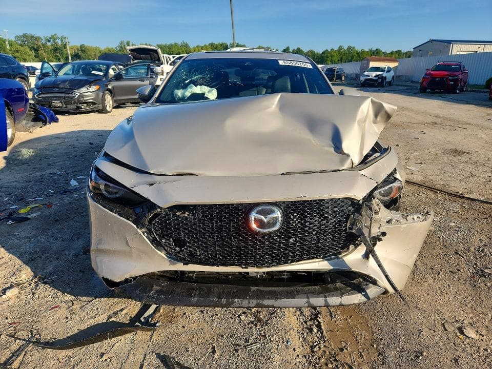 2022 MAZDA 3 PREMIUM 5