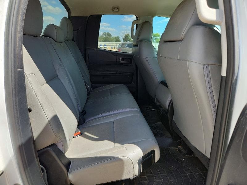 2019 TOYOTA TUNDRA SR 10