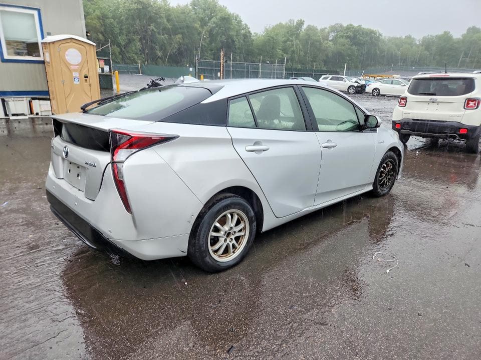 2018 TOYOTA PRIUS TWO 3