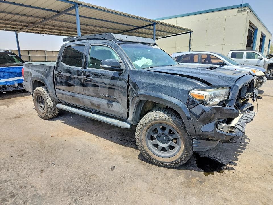 2017 TOYOTA TACOMA TRD SPORT 4
