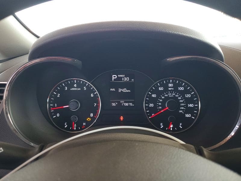 2017 KIA FORTE LX 9