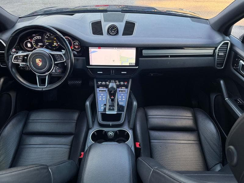 2019 PORSCHE CAYENNE SE HYBRID 9