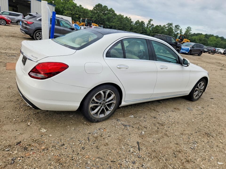 2017 MERCEDES-BENZ C 300 4MATIC 3