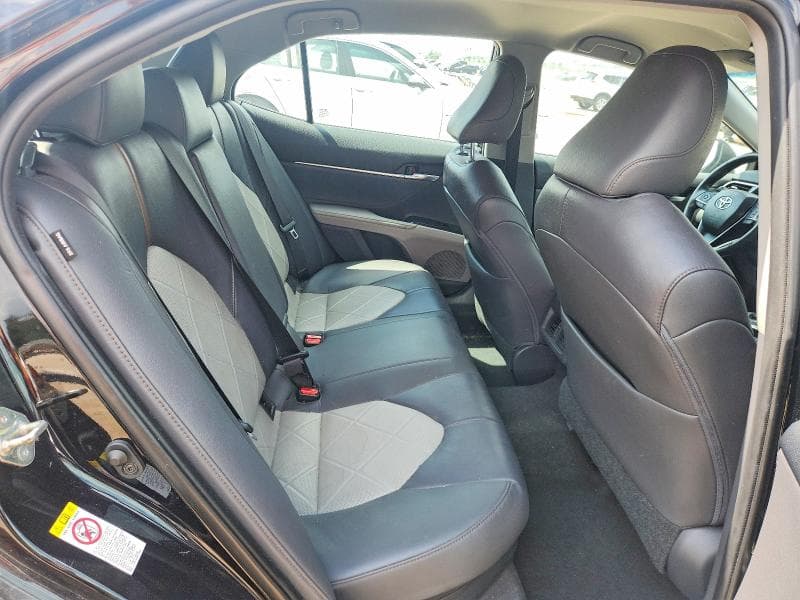 2018 TOYOTA CAMRY HYBRID XLE 10