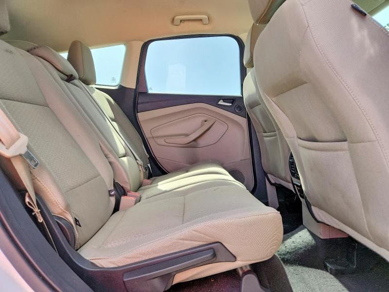 2017 FORD ESCAPE SE 11