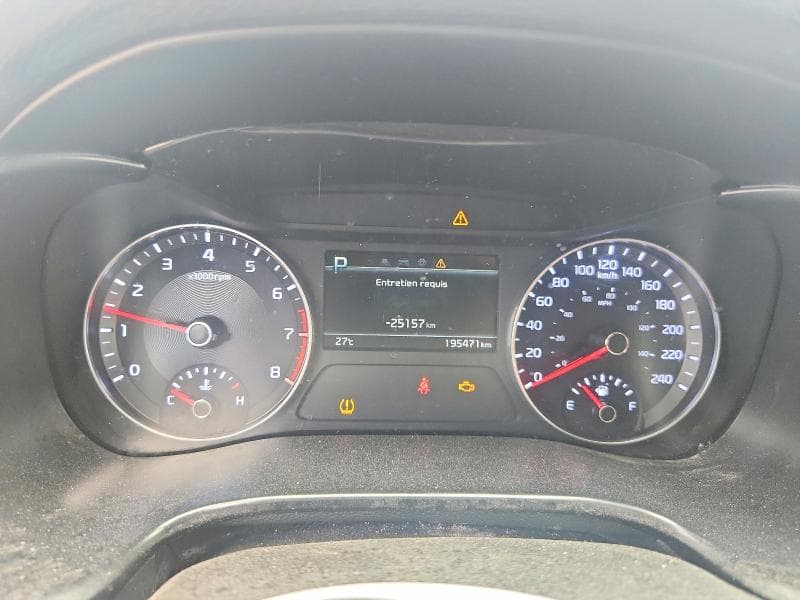 2023 KIA FORTE EX 9