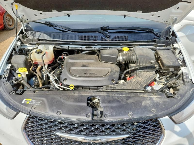 2021 CHRYSLER PACIFICA TOURING 12
