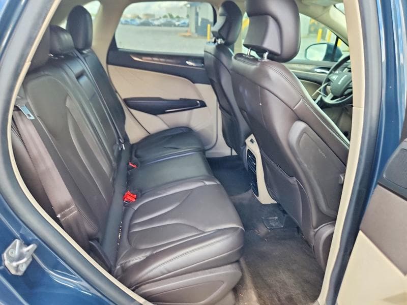 2019 LINCOLN MKC RESERVE 11