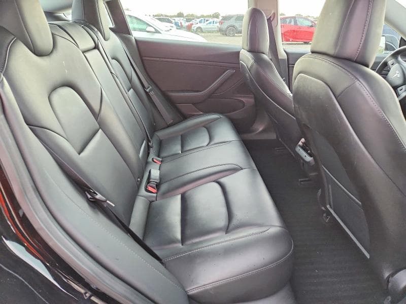 2018 TESLA MODEL 3 10