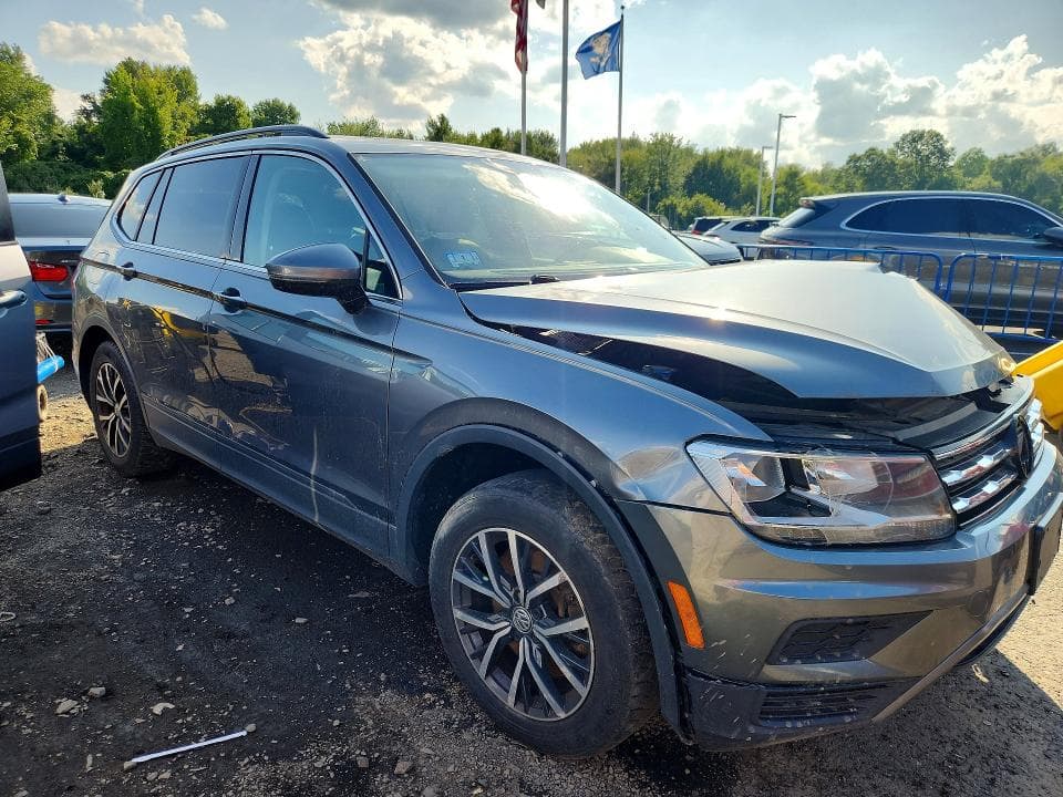 2019 VOLKSWAGEN TIGUAN SE 4