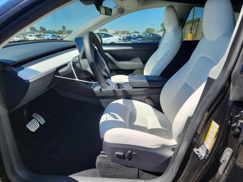 2024 TESLA MODEL Y 7