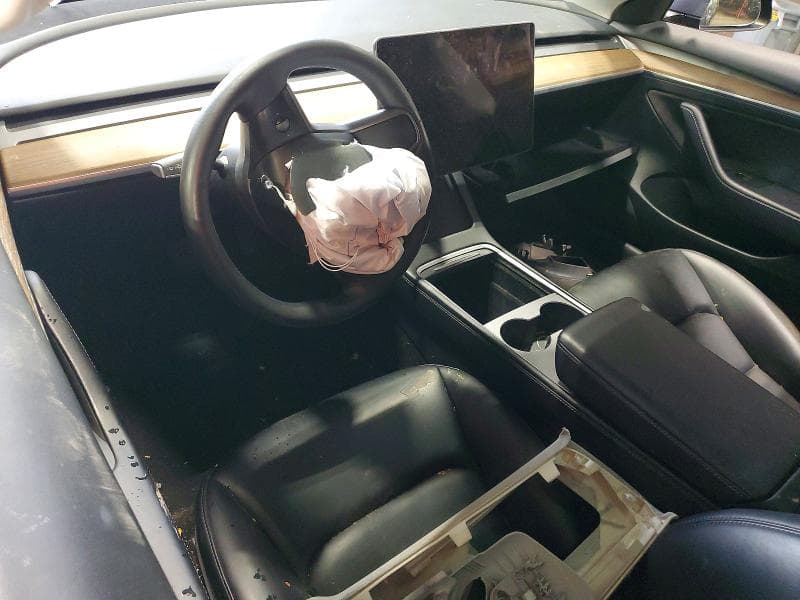 2023 TESLA MODEL 3 8