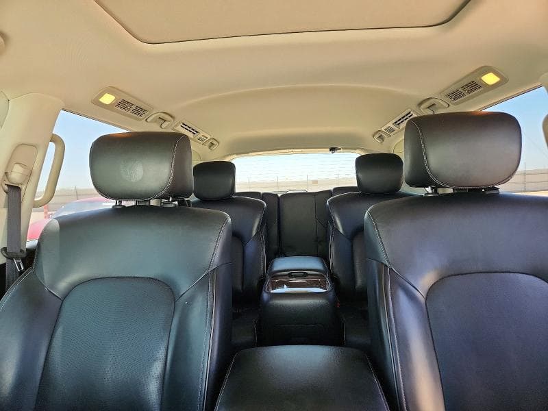 2017 INFINITI QX80 BASE 10