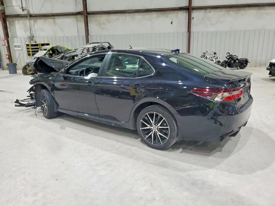 2024 TOYOTA CAMRY SE 2