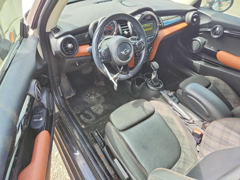 2017 MINI COOPER 8