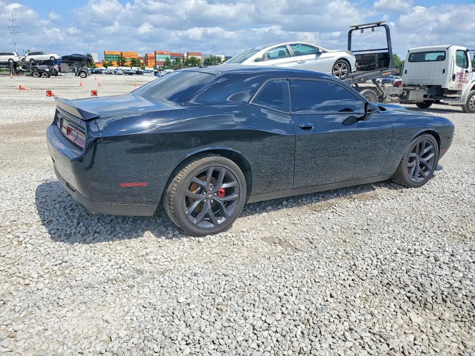 2023 DODGE CHALLENGER R/T 3