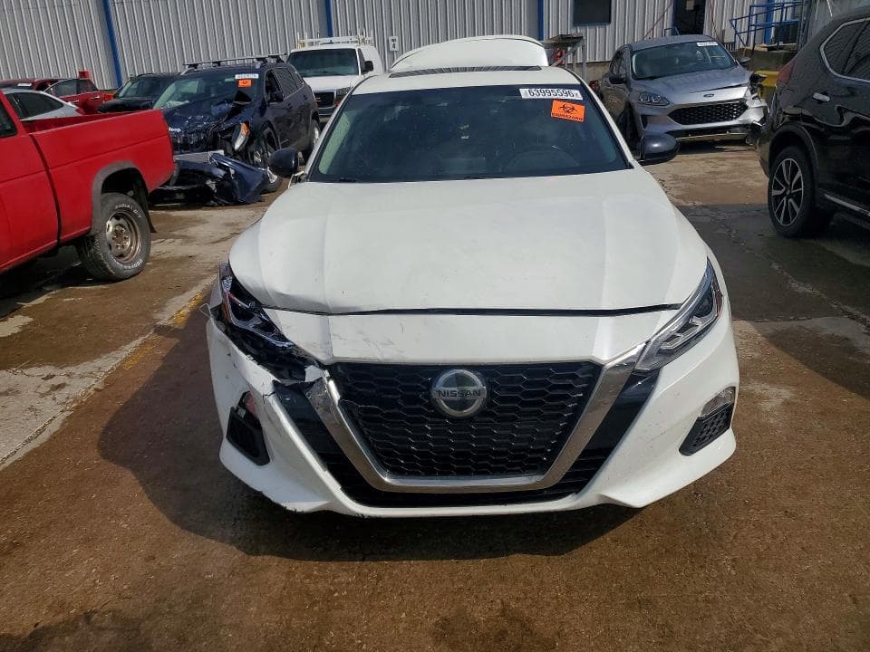 2019 NISSAN ALTIMA SR 5