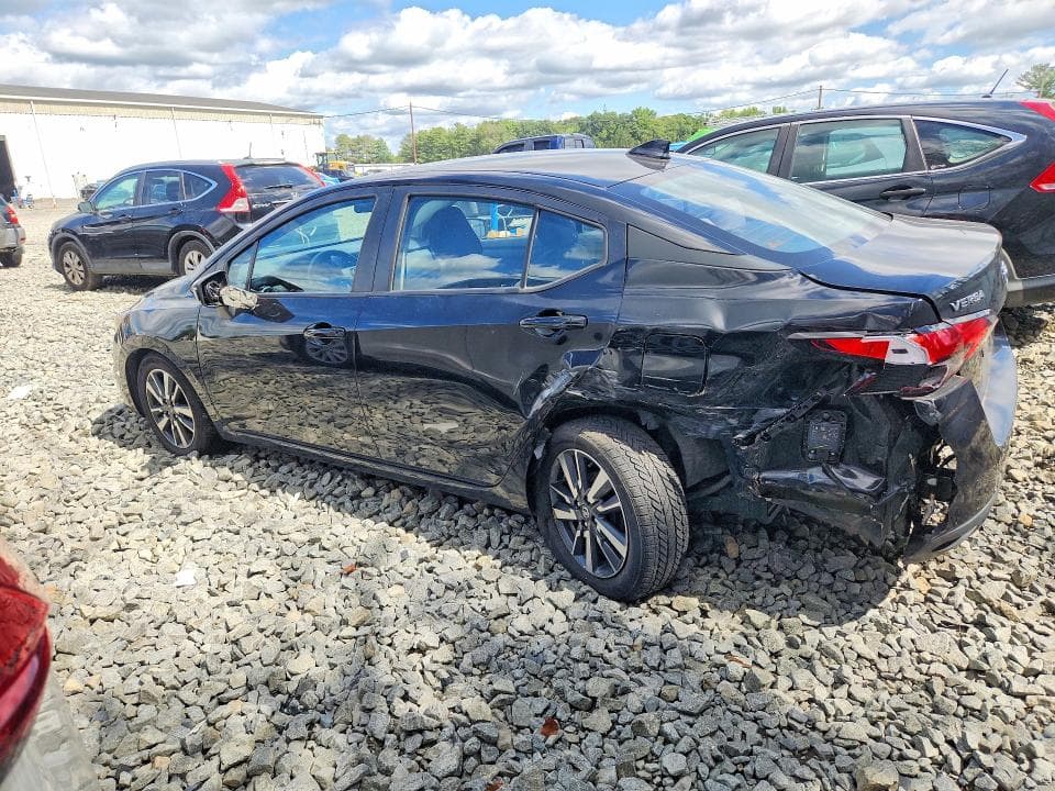 2021 NISSAN VERSA SV 2