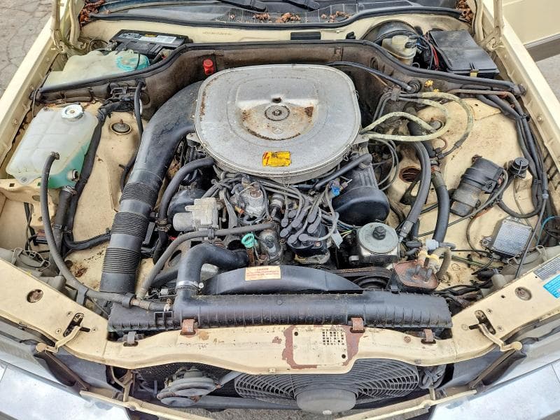 1982 MERCEDES-BENZ 380 SEC 11