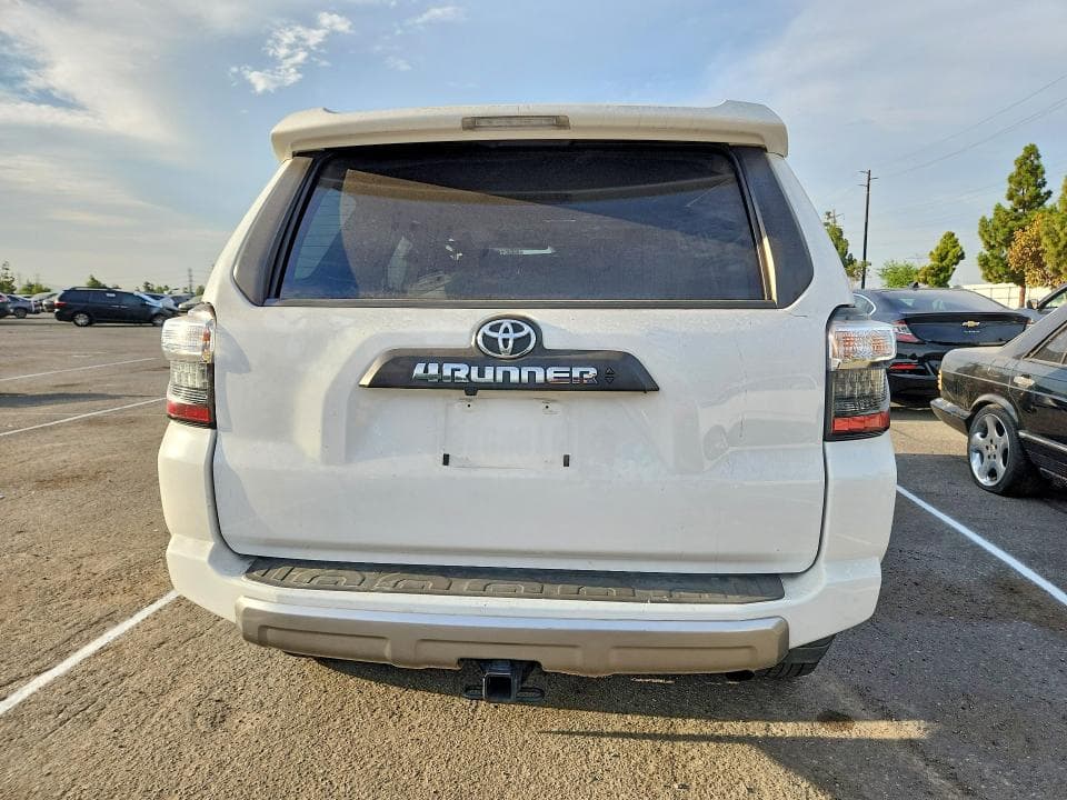 2022 TOYOTA 4RUNNER TRD OFF-ROAD PREMIUM 6