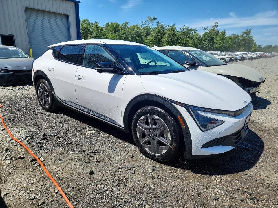 2025 KIA EV6 LIGHT LONG RANGE 4