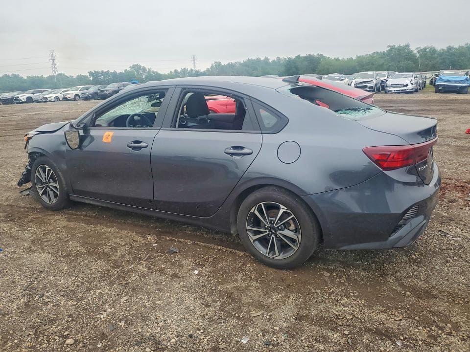 2024 KIA FORTE LXS 2