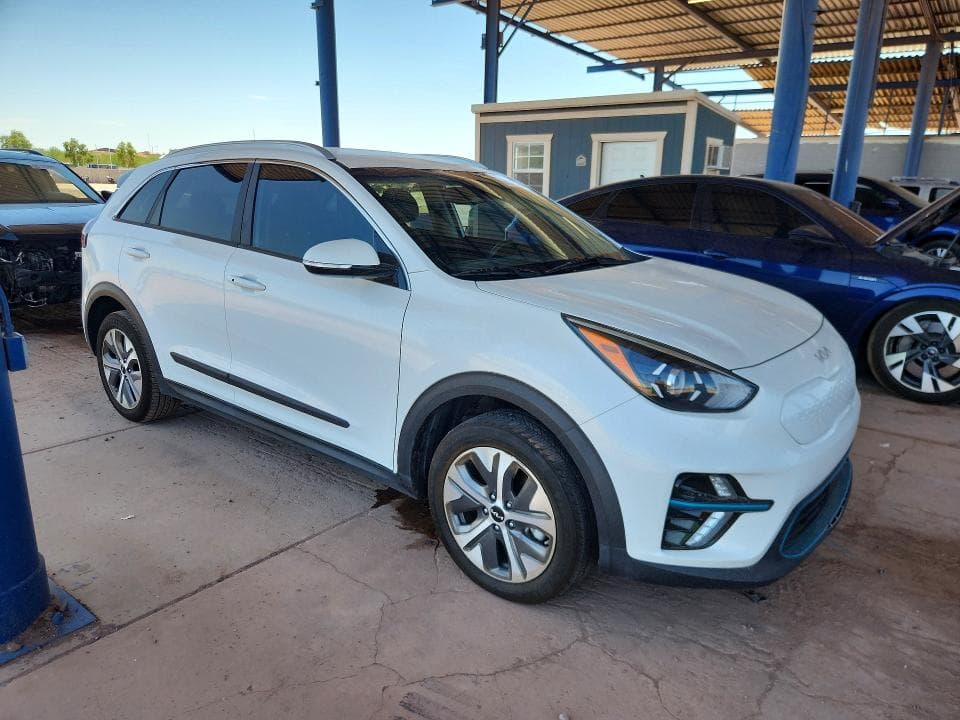 2022 KIA NIRO EV EX 4