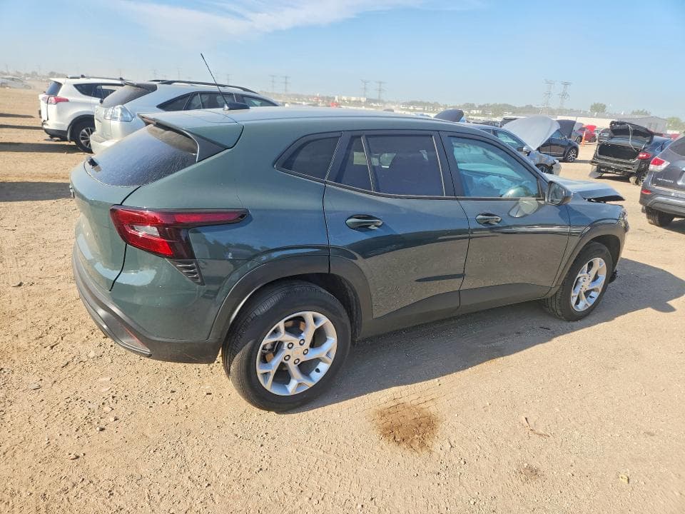 2026 CHEVROLET TRAX LS 3