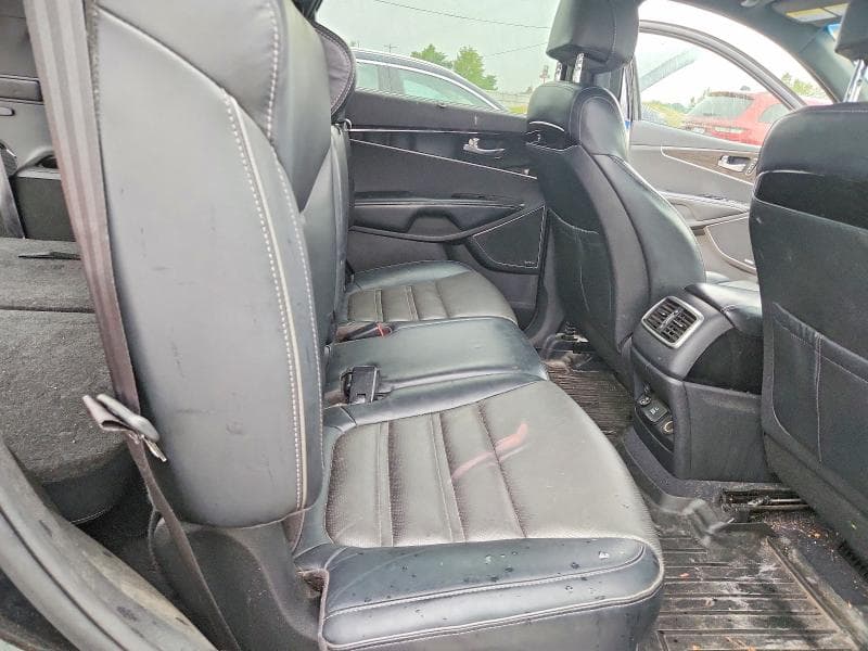 2017 KIA SORENTO SX LIMITED V6 11